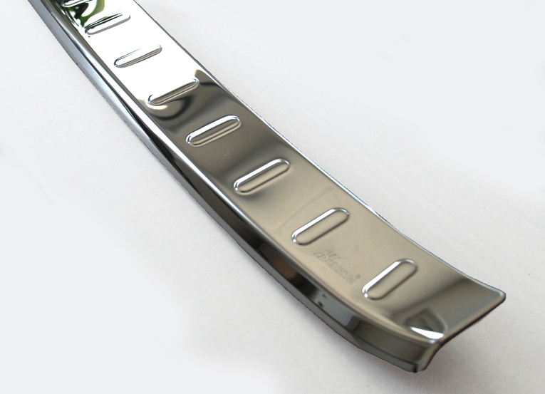 Stainless steel bumper protection-saloon